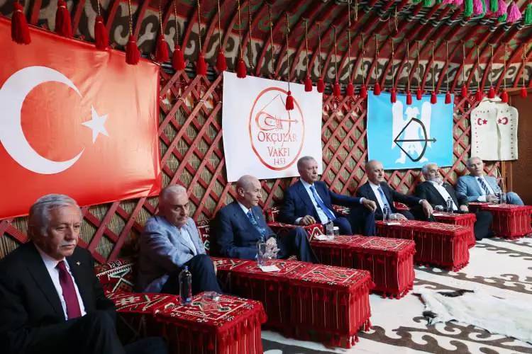 Başkan Erdoğan, Malazgirt, Ahlat'ta! Han Çadırından çok dikkat çeken resimler 3