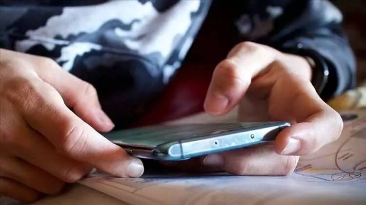 Gençler bu haberi bekliyordu! Vergisiz cep telefonu markaları ve özellikleri belli oldu 6