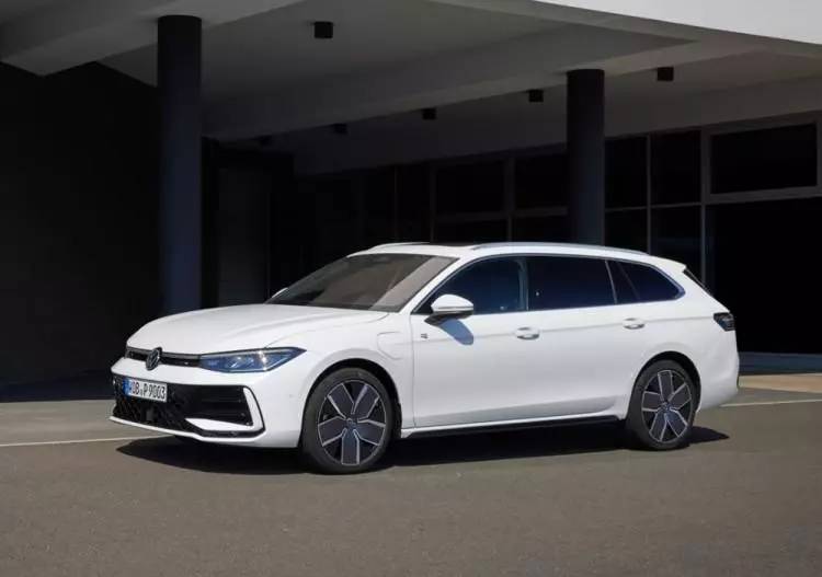 Alman devi Yeni Volkswagen Passat görücüye çıktı, İşte yeni model ve  özellikleri 19