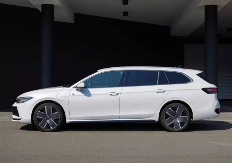 Alman devi Yeni Volkswagen Passat görücüye çıktı, İşte yeni model ve  özellikleri 5