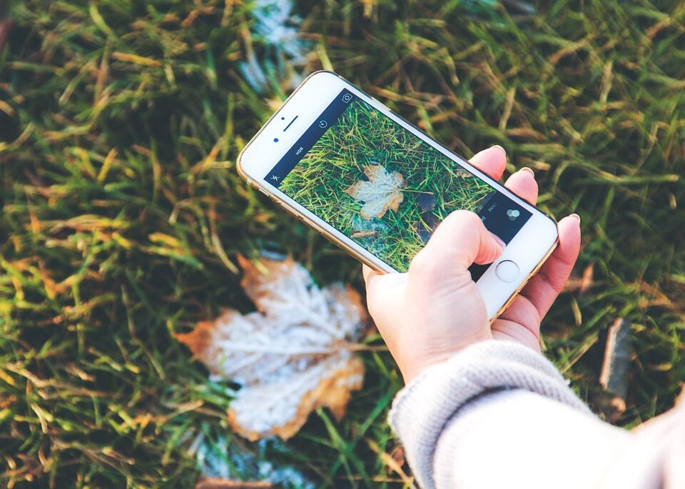 Merakla beklenen iPhone 12 karşınızda! 2
