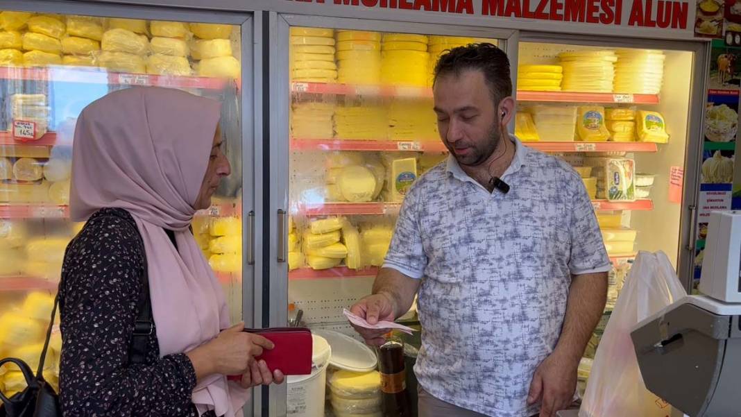 Fıkra gibi dükkan! Görenler gülmeden geçemiyor! "Taze Yomurta tavuk yeni etti" 4