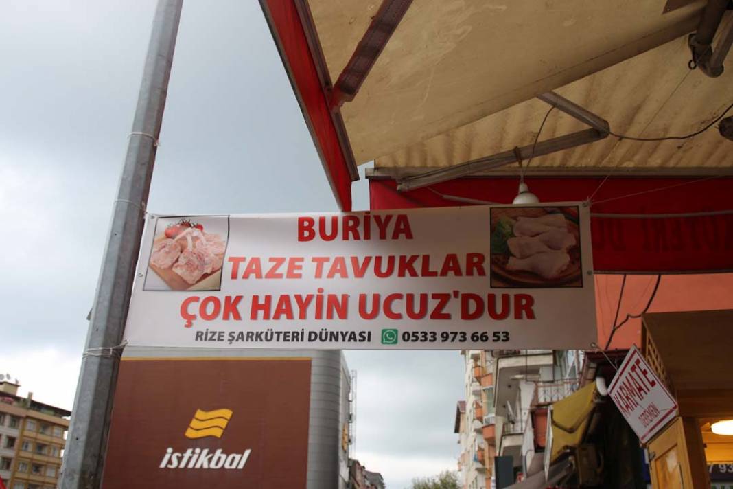 Fıkra gibi dükkan! Görenler gülmeden geçemiyor! "Taze Yomurta tavuk yeni etti" 7