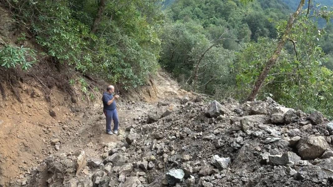 Define aramada akıl almaz yöntem! koca iş makinesi ile arama yaptılar, oluşan dev çukuru görenler şaştı kaldı! 2