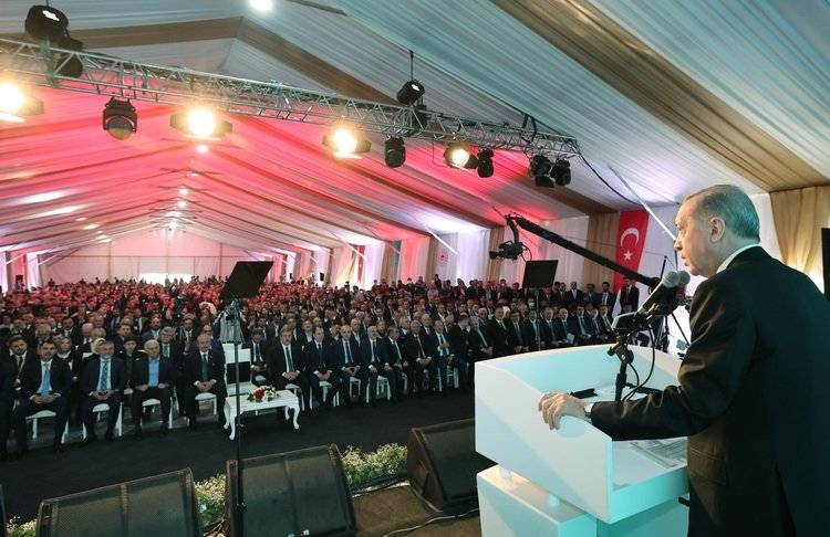 Başkan Erdoğan, AK Parti yönetiminde vitrin değişikliğinin yanında bazı yapısal değişikliğe gitmeyi planlıyor 1