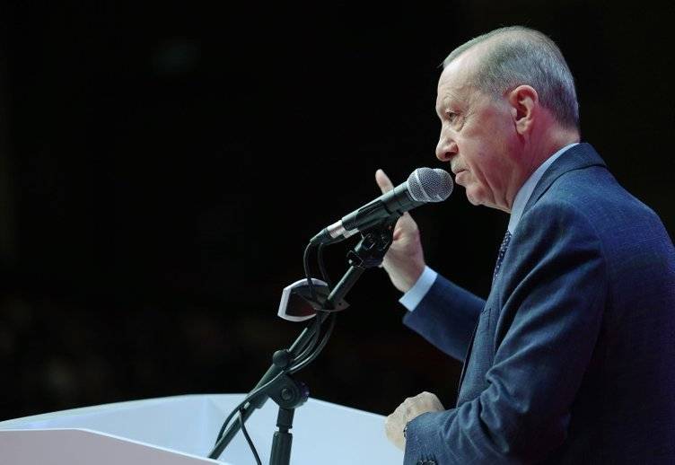 Başkan Erdoğan, AK Parti yönetiminde vitrin değişikliğinin yanında bazı yapısal değişikliğe gitmeyi planlıyor 2