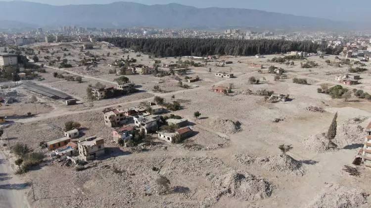 Deprem bölgesinde Enkazın yüzde 72’si kaldırıldı: Vatandaş yıllarca yaşadığı sokakları tanıyamaz hale geldi, inanılmaz görüntüler 3