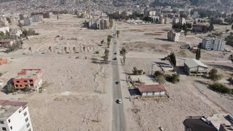 Deprem bölgesinde Enkazın yüzde 72’si kaldırıldı: Vatandaş yıllarca yaşadığı sokakları tanıyamaz hale geldi, inanılmaz görüntüler 9