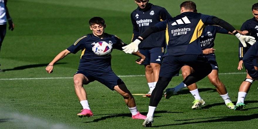 Real Madrid'te üst üste Arda Güler şok şoku yaşanıyor!  İspanyollardan çok konuşulacak sakatlık iddiası 6