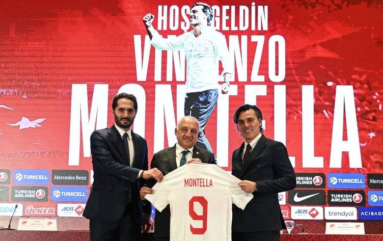 A Milli futbol takımı hocası Montella'nın yardımcı Türk hocası belli oldu, duyunca çok şaşıracaksınız! İşte o isim 12