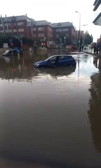 Mega şehir İstanbul sele teslim, İmamoğlu yine ortalıklarda yok 21