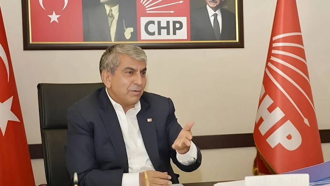 CHP'de genel merkez kongre öncesi İstanbul il başkanlığı için kozlar Paylaşılıyor! İkiye bölünen partide delege oyunları başladı 6