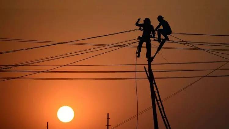 İstanbul'da yaşayanlar dikkat! 21 ilçeye 3 Ekim Salı günü elektrik kesintisi olacak, İşte elektrik kesintisi olacak o ilçeler 4