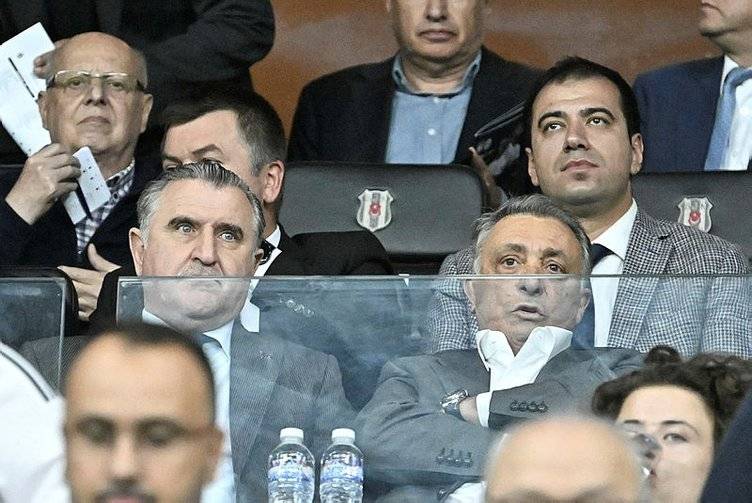 Beşiktaş'ta kriz patlak verdi, Şenol Güneş'ten sonra yönetimde kongre kararı aldı 7