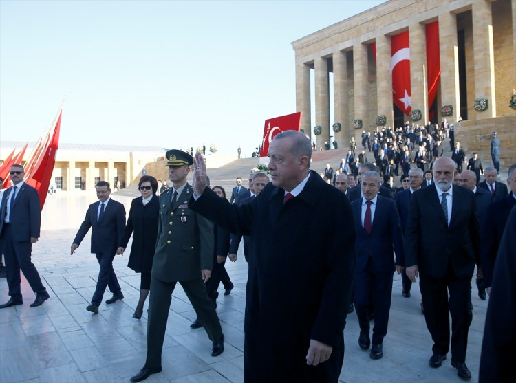 Devlet erkanı Anıtkabir'de! Atatürk, Anıtkabir'de anıldı 16