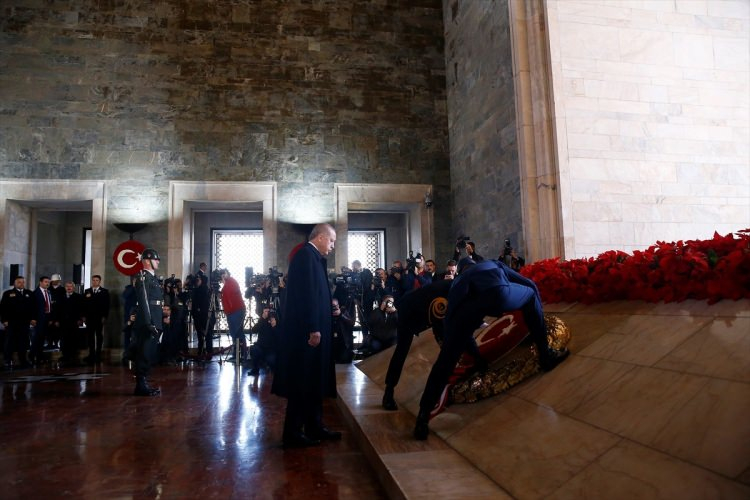 Devlet erkanı Anıtkabir'de! Atatürk, Anıtkabir'de anıldı 18