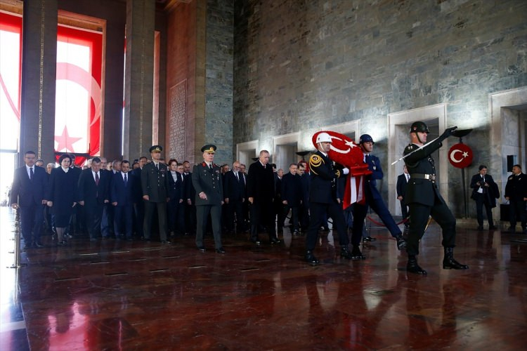 Devlet erkanı Anıtkabir'de! Atatürk, Anıtkabir'de anıldı 21