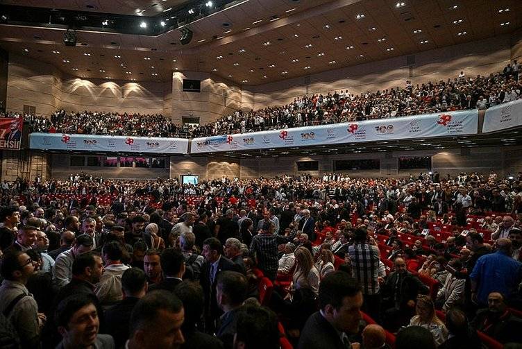 CHP'de kongre süreçleri çok sancılı ve tartışmalı geçiyor, İstanbul kongresi sonrası yeni kriz patlak verdi, gözler Kılıçdaroğlu'na çevrildi 4