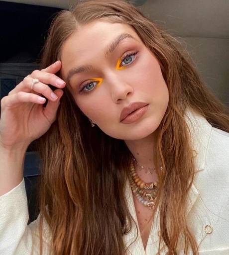 Dünyaca ünlü model Gigi Hadid alkışlanacak Filistin paylaşımıyla  katliama sessiz kalmadı! 8