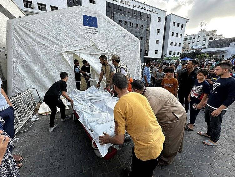 İsrail Gazze'de dünyanın gözü önünde soykırım yapıyor, İnsanlığın öldü dendiği korkunç görüntüler 28