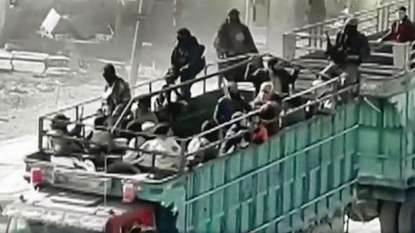 ABD, PKK'dan Sonra  Bakın Şimdi Kimi Eğitiyor? 4