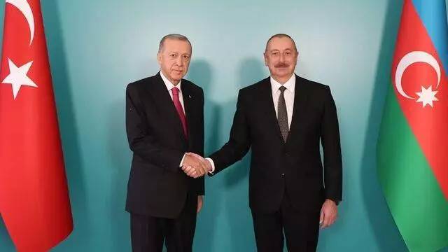 Dünya liderleri cumhuriyetimizin 100. yılını böyle kutladı: NATO çok çarpıcı fotoğrafla kutlama mesajı yayınladı! 3