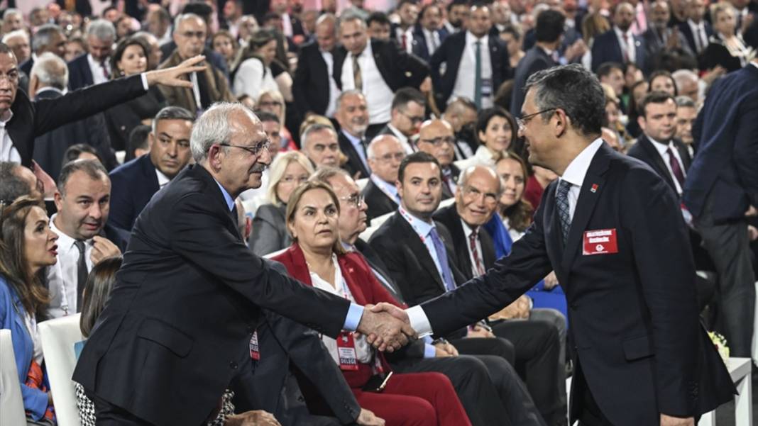 CHP'nin yeni genel başkanı belli oldu! Özgür Özel devrim yaparak CHP'nin  8. genel başkanı oldu 3