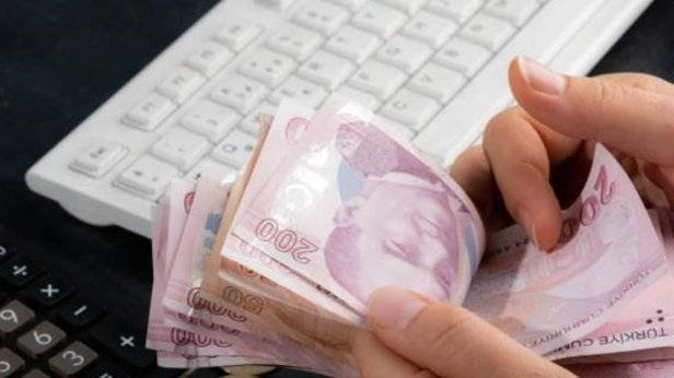 Merkez bankasının yeni raporuyla emekli maaş zam oranları değişti! İşte olası en düşük memur ve emeklisi maaş oranları 14