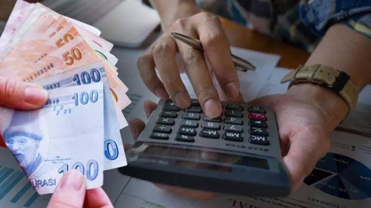 Merkez bankasının yeni raporuyla emekli maaş zam oranları değişti! İşte olası en düşük memur ve emeklisi maaş oranları 17