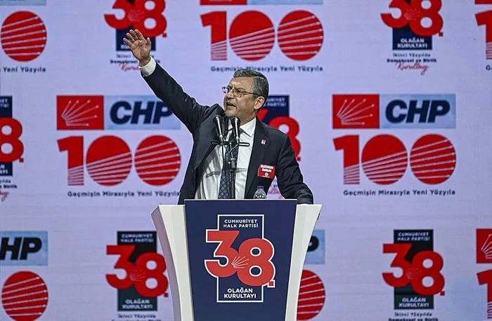 CHP genel başkanlığına seçilen Özgür Özel'in A takımı belli oldu, Listede İmamoğlu krizi çıktı 6