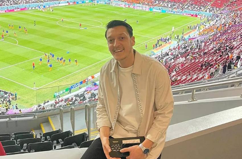 Mesut Özil'in babasından çok konuşulacak itiraflar! Mesut Özil'in neden Almanya milli takımını seçtiğini ve kendisinin kararını açıkladı 3