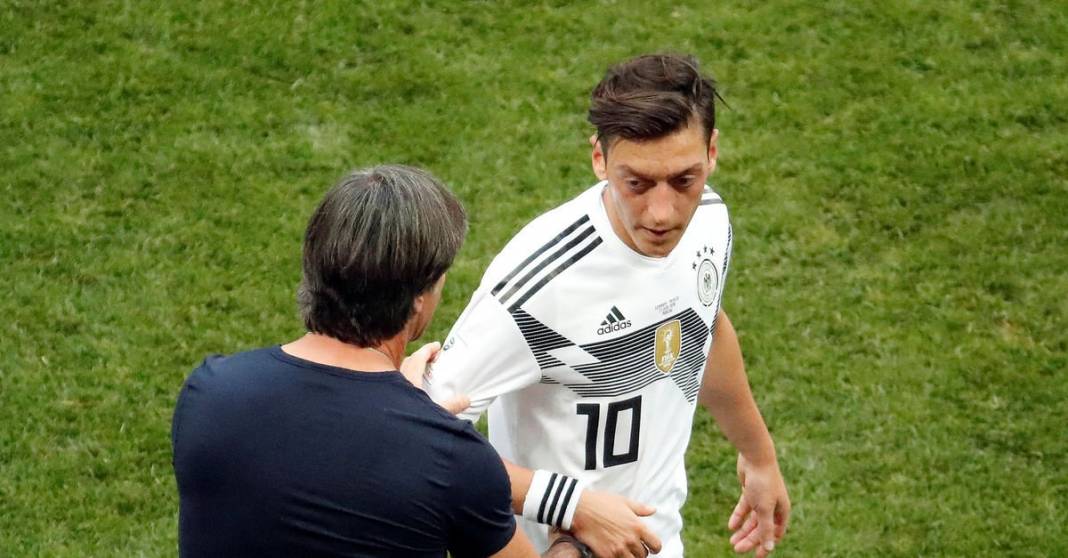 Mesut Özil'in babasından çok konuşulacak itiraflar! Mesut Özil'in neden Almanya milli takımını seçtiğini ve kendisinin kararını açıkladı 7