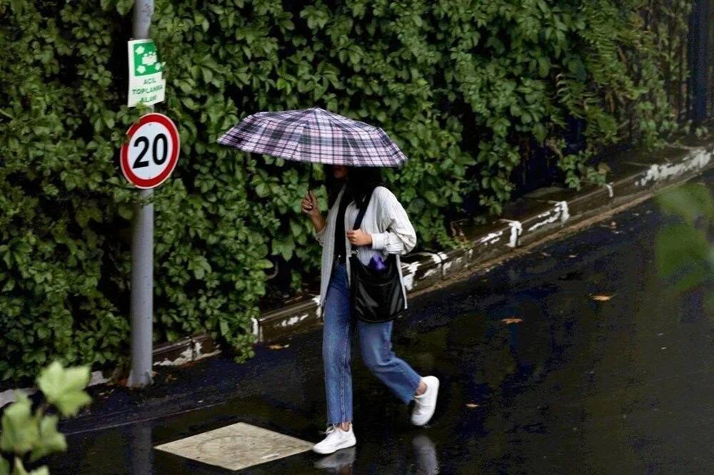 Meteoroloji, AFAD, AKOM ve valilikten uyarı üzerine uyarılar! Kar, şiddetli yağmur ve fırtına geliyor 8