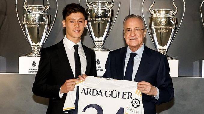 Real Madrid Arda Güler kararında son noktayı koydu! Kiralanması gündemdeydi 12