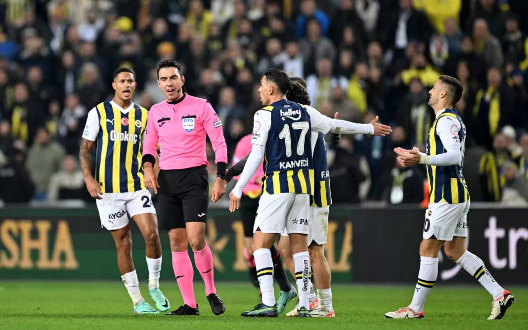 Erman Toroğlu'ndan Fenerbahçe - Karagümrük maçının ardından olay sözler! 'iğrenç bir olay' 5