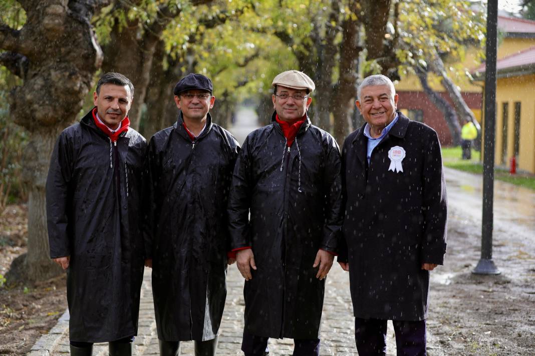 CHP Genel Başkanı Özgür Özel ve İBB Başkanı Ekrem İmamoğlu'nun şov yaparak açtıkları fidanlığa giriş yasak 1