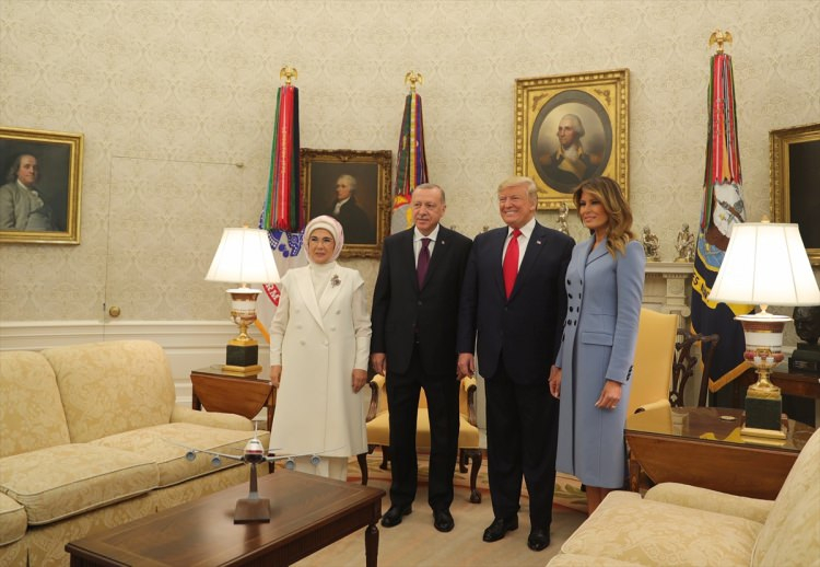 Emine Erdoğan ve Melania Trump bir araya geldi 7