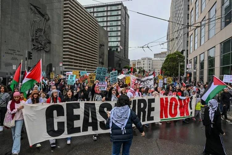 Dünya yeter artık diyerek Gazze için ayakta, yüz binler sokaklara döküldü, Beyaz saray önünde 'ölüm' protestosu 9