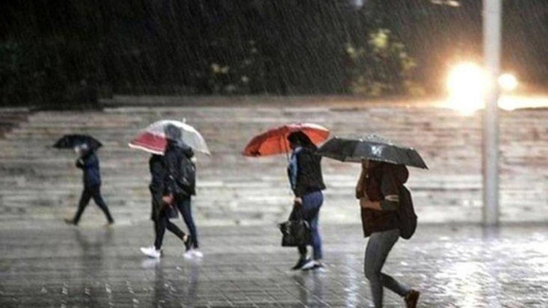 Meteoroloji uyardı! Kar yağışı geliyor, İstanbul'a kar ne zaman yağacak? İşte tüm ülke geneli hava durumu 13