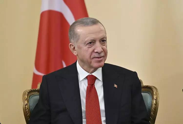 Cumhurbaşkanı Recep Tayyip Erdoğan 6 yıl sonra Atina'da, tarihi görüşme fotoğraflara böyle yansıdı 6
