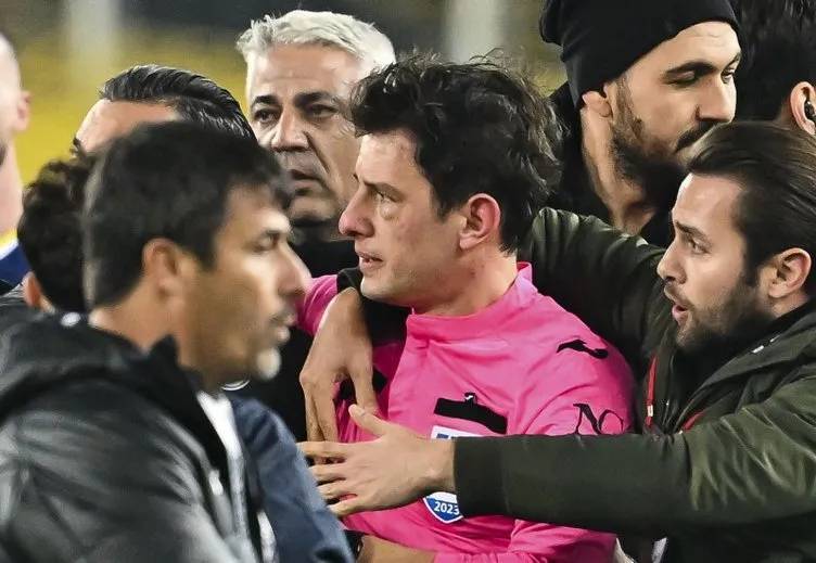 Halil Umut Meler saldırı olayıyla dünyaya rezil olduk, İşte dünyadaki gazete manşetleri 5