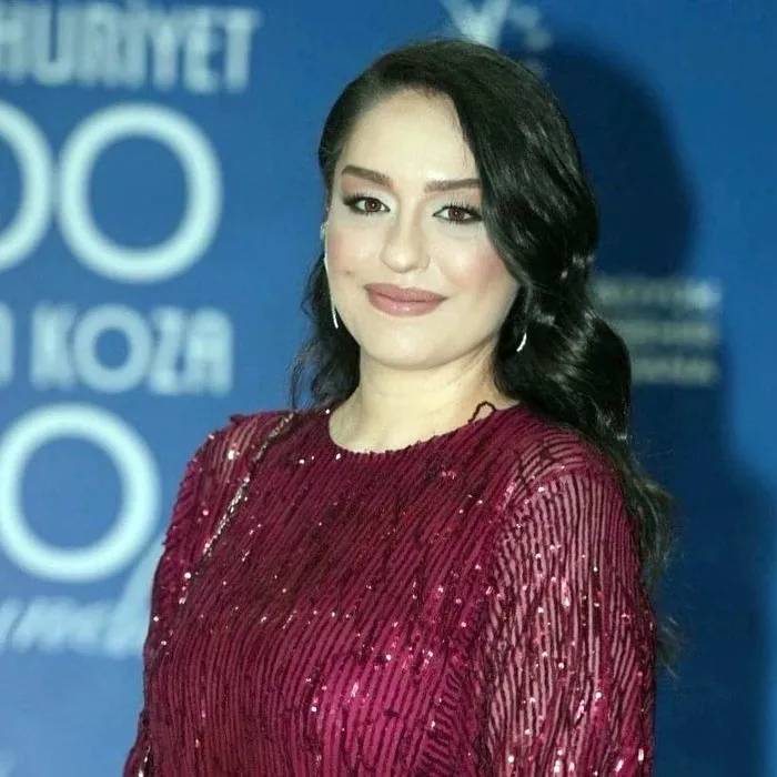 CHP'li Belediye Başkanı Zeydan Karalar'ın başdanışmanı rüşvet paralarıyla estetik yaptırdığı ortaya çıktı 8