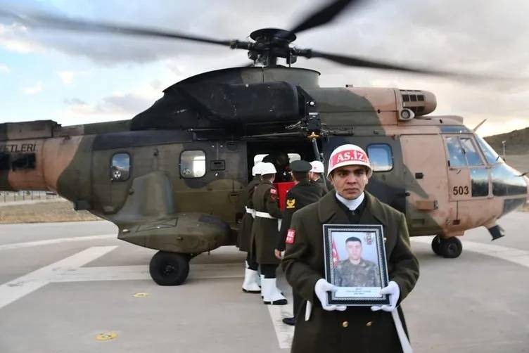Türkiye Şehitlerini uğurladı, Kahramanlara son görev 17