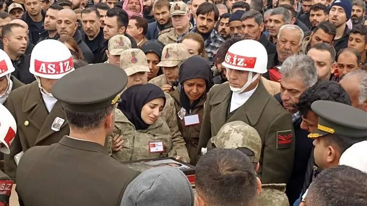 Türkiye Şehitlerini uğurladı, Kahramanlara son görev 20