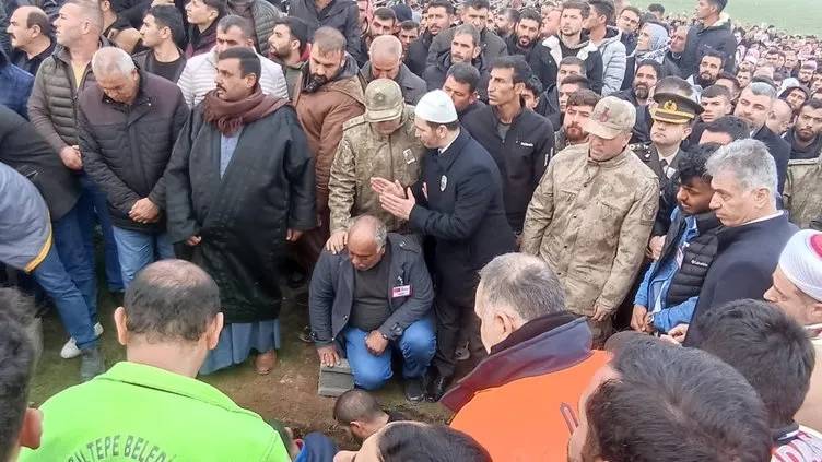 Türkiye Şehitlerini uğurladı, Kahramanlara son görev 21