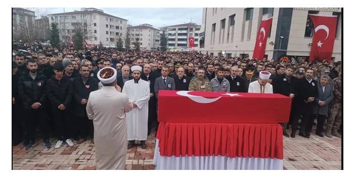 Şehit babasından terör destekçilerine çok sert tepki: Demirtaş ve Kavala'ya özgürlük isteyenlere hakkımı helal etmiyorum