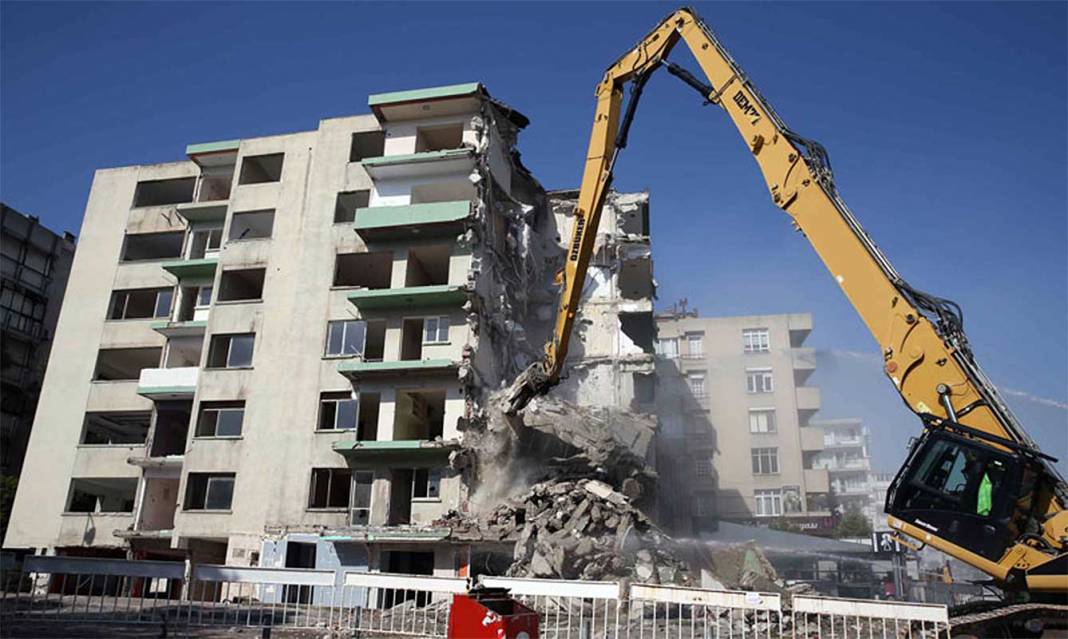 İstanbul için kentsel dönüşüm seferberliği başlıyor! İlk etapta 70 bin ev dönüşecek: Dönüşüm o ilçeden başlıyor 1