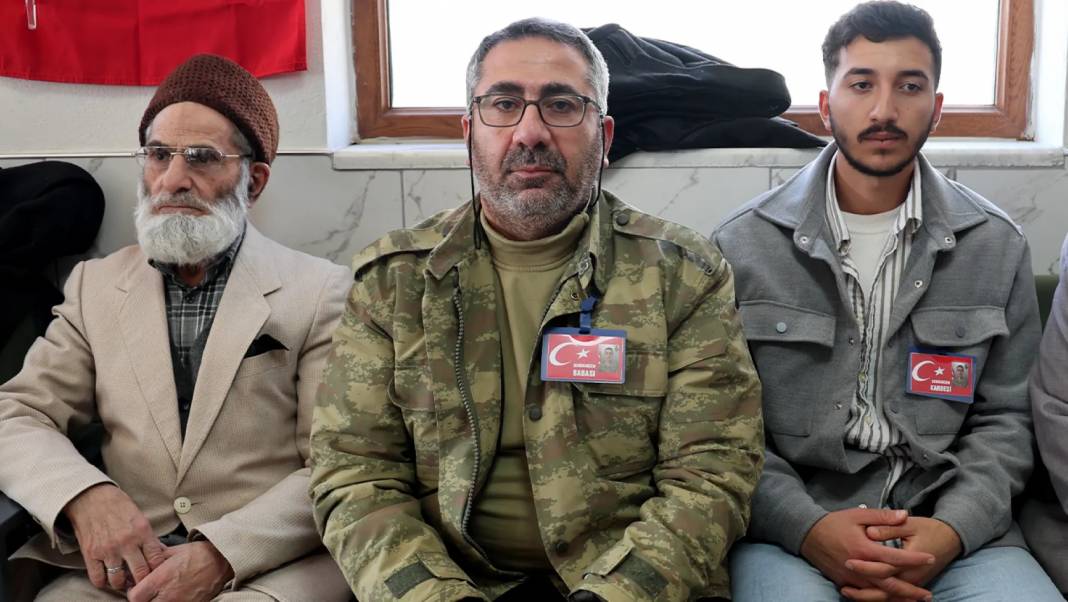 Türkiye'nin konuştuğu şehit babası Mehmet Aslan'dan açıklama :Özgür Özel ve Can Ataklıya öyle bir cevap verdi ki! 2
