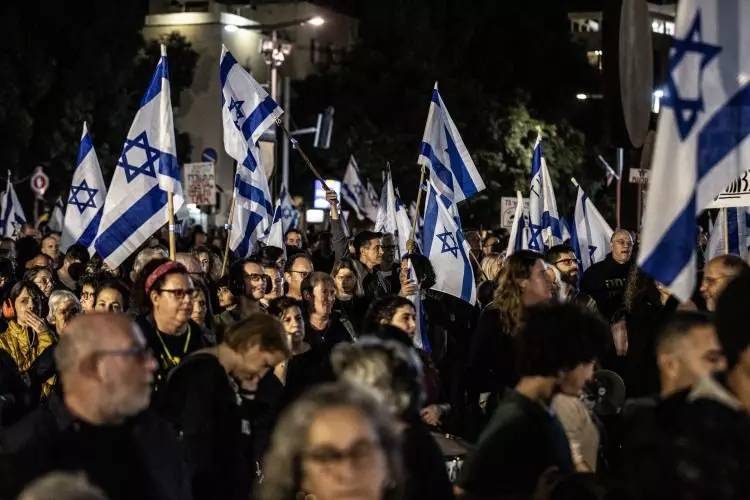 Netanyahu için hesap zamanı yaklaşıyor! İsrail halkı ayaklandı, erken seçim istiyor 16
