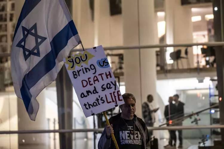 Netanyahu için hesap zamanı yaklaşıyor! İsrail halkı ayaklandı, erken seçim istiyor 21